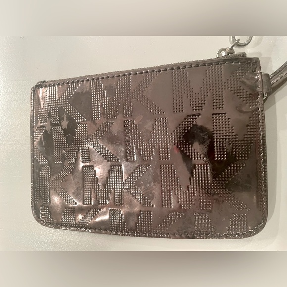 Michael Kors Metallic Silver Wristlet - Picture 2 of 6